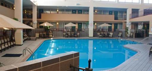 фото отеля Plaza Hotel and Suites Eau Claire
