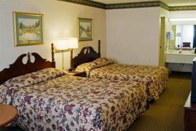 фото отеля Plaza Hotel and Suites Eau Claire