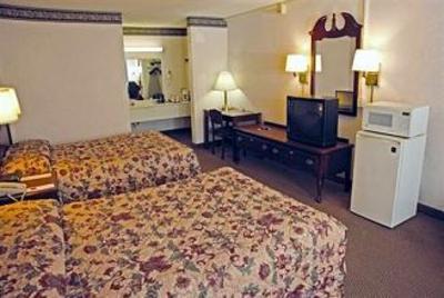 фото отеля Plaza Hotel and Suites Eau Claire