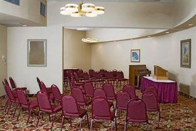 фото отеля Plaza Hotel and Suites Eau Claire