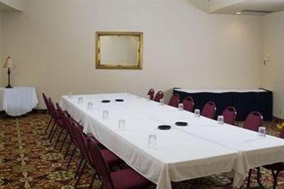 фото отеля Plaza Hotel and Suites Eau Claire