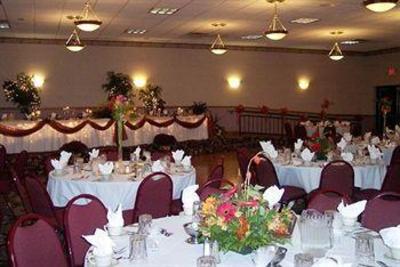 фото отеля Plaza Hotel and Suites Eau Claire