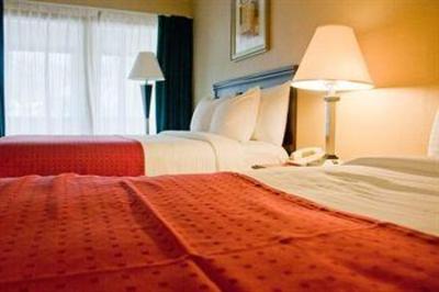 фото отеля Plaza Hotel and Suites Eau Claire