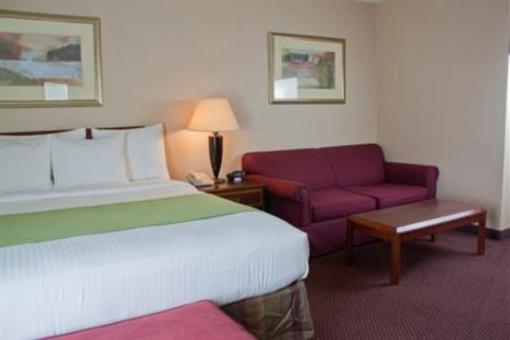 фото отеля Plaza Hotel and Suites Eau Claire