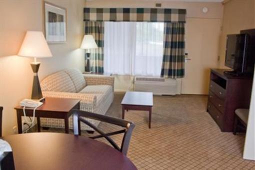 фото отеля Plaza Hotel and Suites Eau Claire