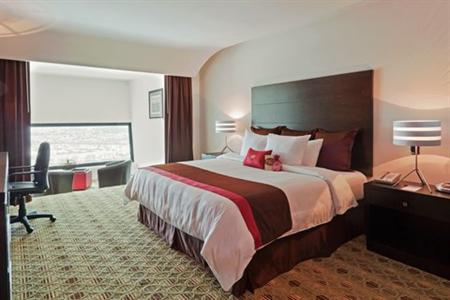 фото отеля Crowne Plaza Hotel Queretaro Zona Diamante