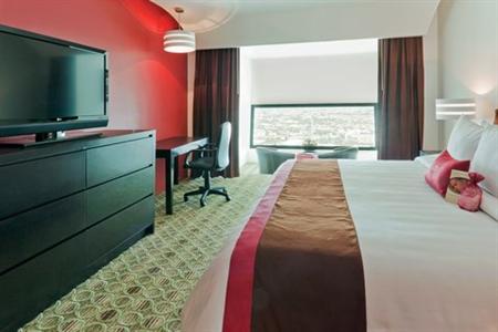 фото отеля Crowne Plaza Hotel Queretaro Zona Diamante
