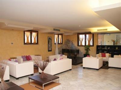 фото отеля Hotel Donna Silvia