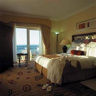фото отеля Holiday Residences at Praia d’el Rey Resort