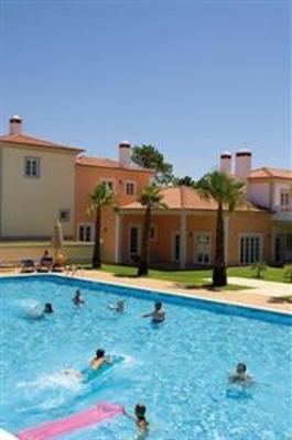 фото отеля Holiday Residences at Praia d’el Rey Resort