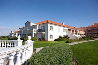 фото отеля Holiday Residences at Praia d’el Rey Resort