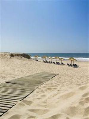 фото отеля Holiday Residences at Praia d’el Rey Resort