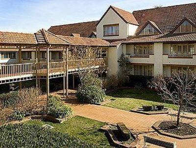 фото отеля Mercure Canberra
