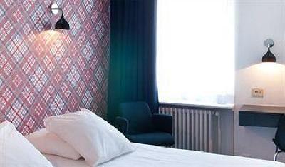 фото отеля Hotel Queen Anne Brussels