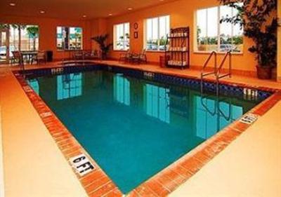 фото отеля Comfort Inn & Suites Fort Myers