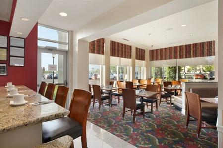 фото отеля Hilton Garden Inn West Edmonton
