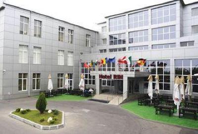 фото отеля Rin Airport Hotel