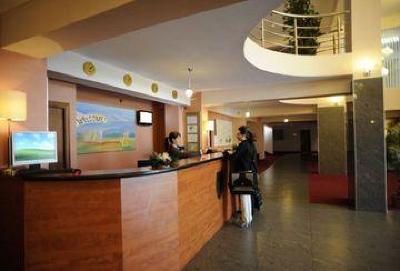 фото отеля Rin Airport Hotel