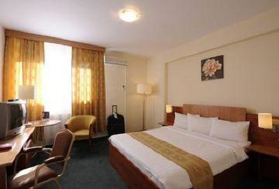 фото отеля Rin Airport Hotel
