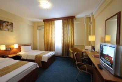 фото отеля Rin Airport Hotel