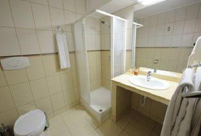 фото отеля Rin Airport Hotel