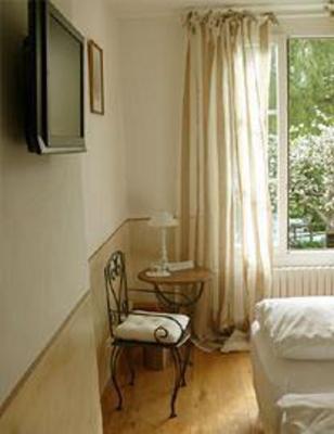фото отеля Auberge De La Source Hotel Barneville-la-Bertran