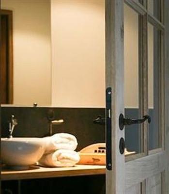 фото отеля Auberge De La Source Hotel Barneville-la-Bertran
