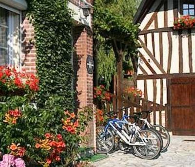 фото отеля Auberge De La Source Hotel Barneville-la-Bertran