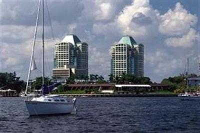 фото отеля The Ritz Carlton Coconut Grove, Miami