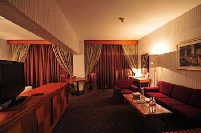 фото отеля Ramada Continental Hotel