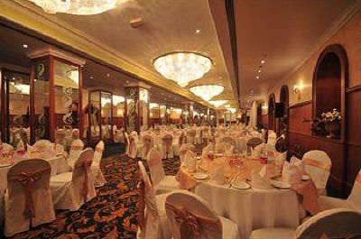 фото отеля Ramada Continental Hotel