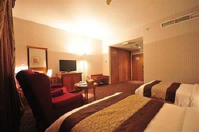 фото отеля Ramada Continental Hotel