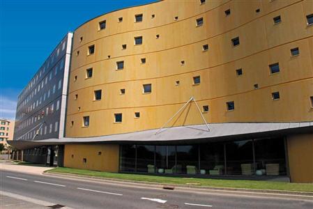 фото отеля OnlySuites Paris CDG