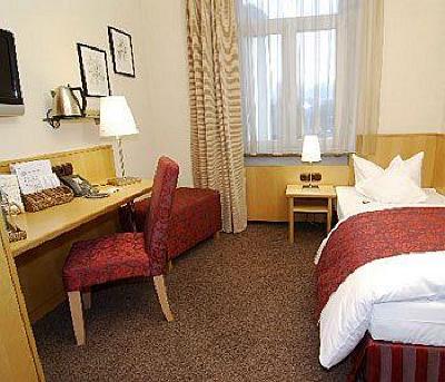 фото отеля Hotel Deutscher Hof Trier