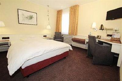 фото отеля Hotel Deutscher Hof Trier