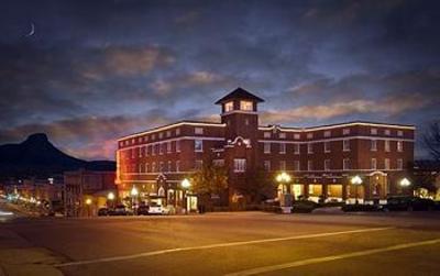 фото отеля Hassayampa Inn