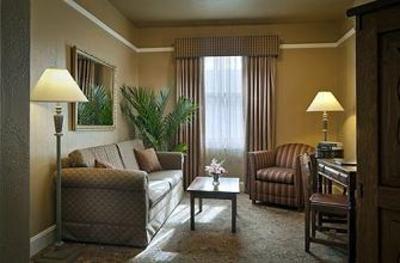 фото отеля Hassayampa Inn