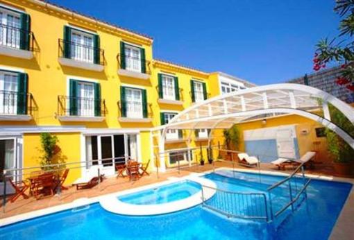 фото отеля Hostal Jeni Menorca