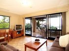 фото отеля Mediterranean Beachfront Apartments Cairns