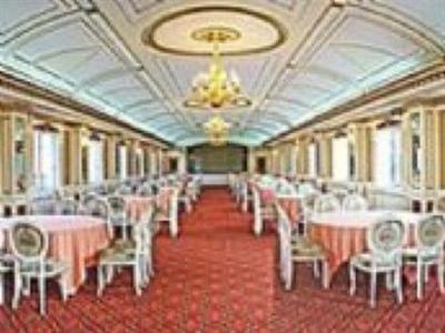 фото отеля Royal Garden Hotel Kunming