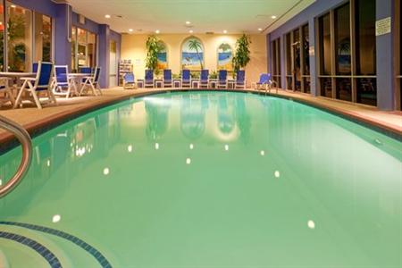 фото отеля Crowne Plaza Suites Arlington
