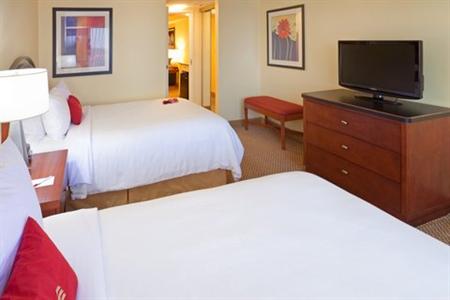 фото отеля Crowne Plaza Suites Arlington