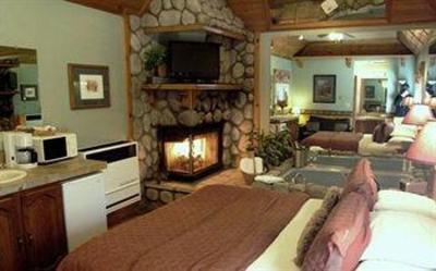 фото отеля Sleepy Forest Cottages