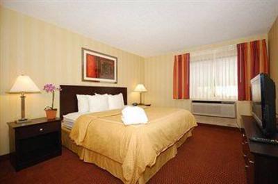 фото отеля Comfort Suites Denver South