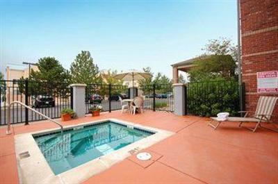 фото отеля Comfort Suites Denver South