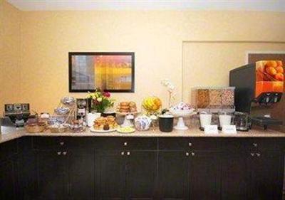 фото отеля Comfort Suites Denver South