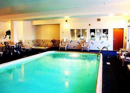 фото отеля Quality Suites Near Convention Center