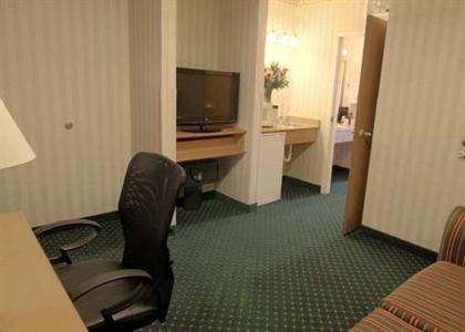 фото отеля Quality Suites Near Convention Center
