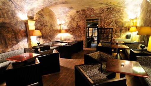фото отеля Cour des Loges