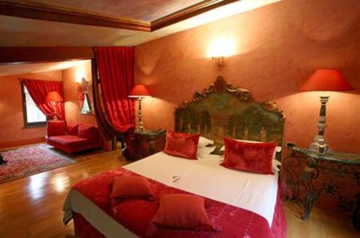 фото отеля Cour des Loges